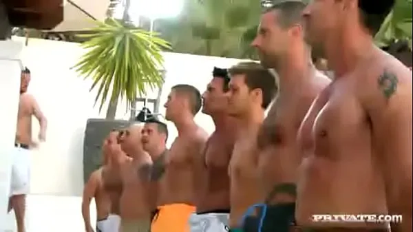 شاهد The biggest orgy ever seen in Ibiza celebrating Henessy's Birthday أنبوب الطاقة