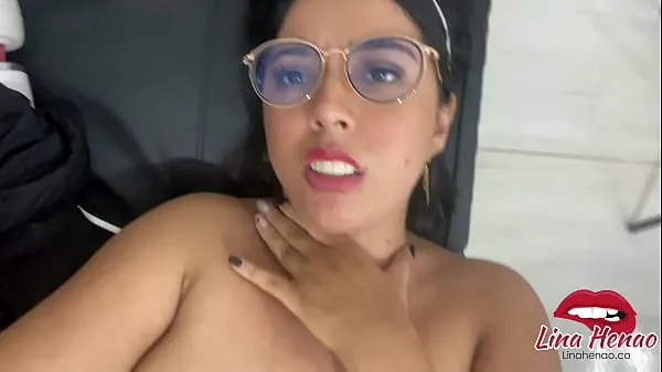 Nézze meg az MY STEP-SON FUCKS ME AFTER FINISHING THE HOT VIDEO CALL WITH HIS DAD - PART 2 Energy Tube-t