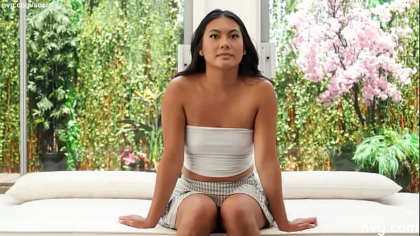 Nézze meg az Beautiful Filipina girl with tan lines auditions Energy Tube-t
