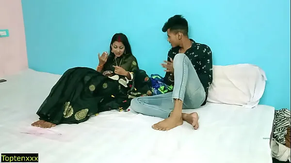 Tonton 18 teen wife cheating sex going viral! latest Hindi sex Tabung energi