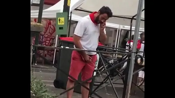 Watch Pissing at the fair in public energy Tube