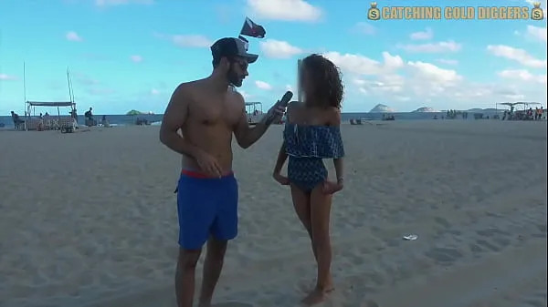 Παρακολουθήστε το Skinny Brazilian Teen Gets Her Fragile Pussy Completely Destroyed Energy Tube