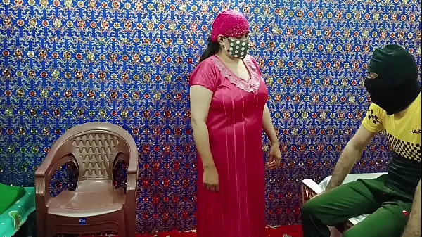 Indian Tailor Boy Sex with Big Tits Bhabhi ऊर्जा ट्यूब देखें