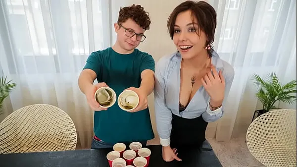 Assista Nerdy Guy Loses His Gorgeous Czech Girlfriend In a Party Game tubo de energia